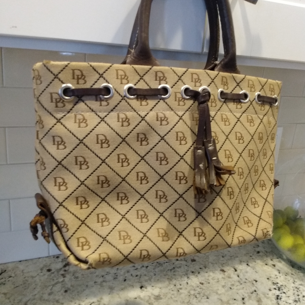 Handbag